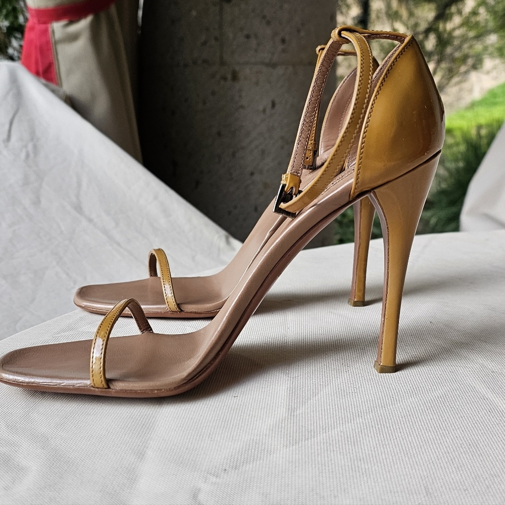 ALAÏA - Patent Leather Stiletto Sandal - NEVER WORN - Picture 6 of 11